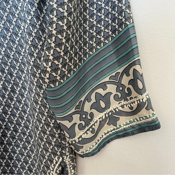 Gretchen Scott Women's Floral Embroidered V-Neck Tunic Top Blouse Size Small - Picture 5 of 12